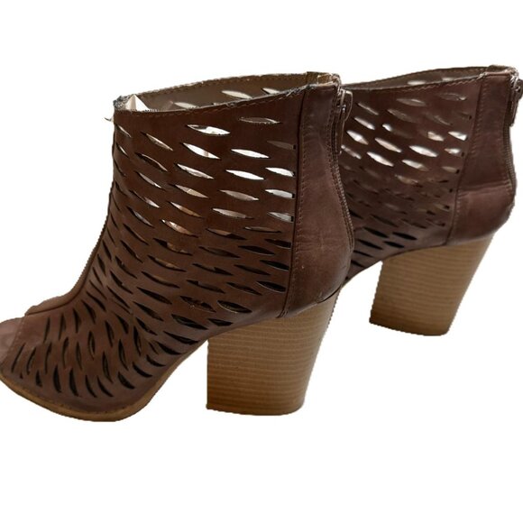 Qupid Perforated Angle Booties Boots  Brown size 8 - Picture 15 of 16